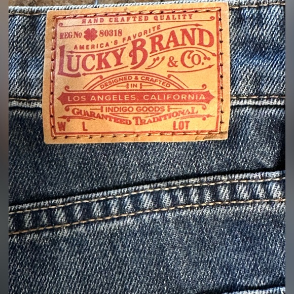 NWT Lucky Brand Sienna Slim Boyfriend Raw Hem Tag Size 10/30 Measures 34/26 - Picture 13 of 16